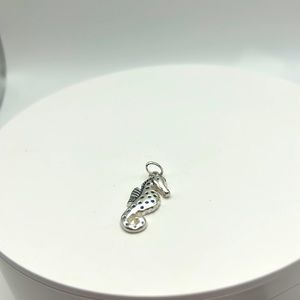 925 solid Sterling silver seahorse pendant
